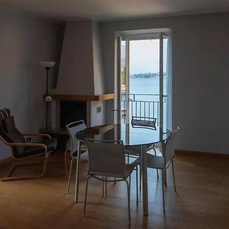 Apartment Mamma Ciccia - Sunset Balcony Abbadia Lariana